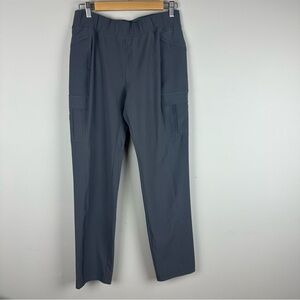 Eddie Bauer Women’s Gray Cargo Pants size 10